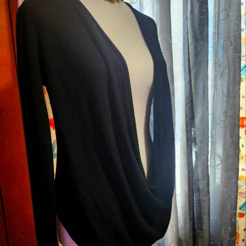 Long sleeved top